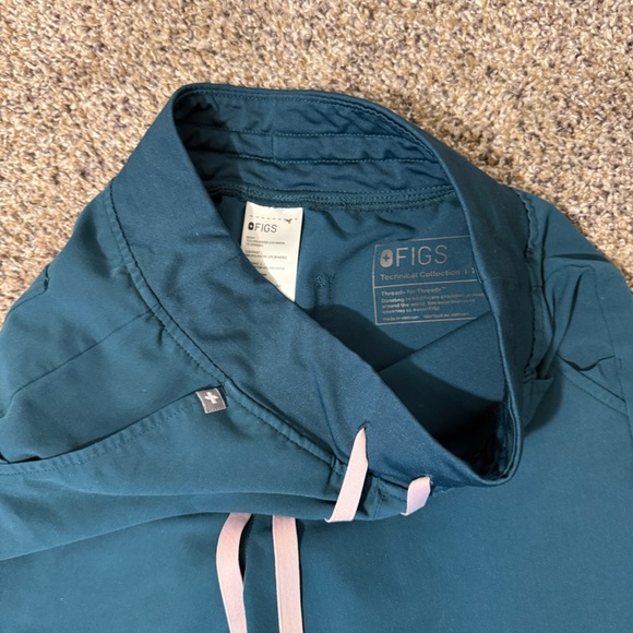 Figs Women's Zamora Caribbean Blue PO 3123 Jogger Scrub - Picture 4 of 6